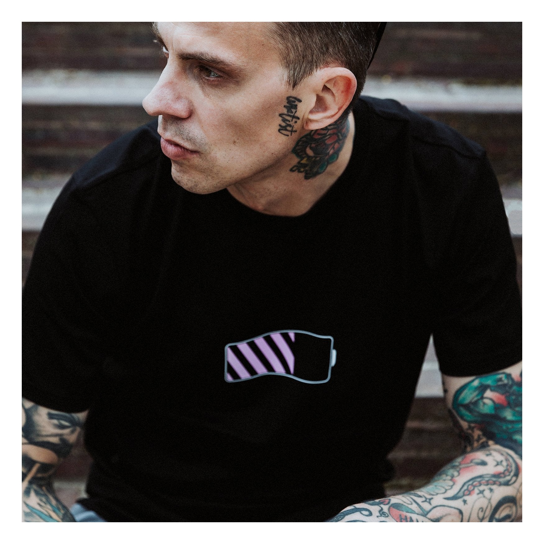 Battery T-shirt / Colour Changing