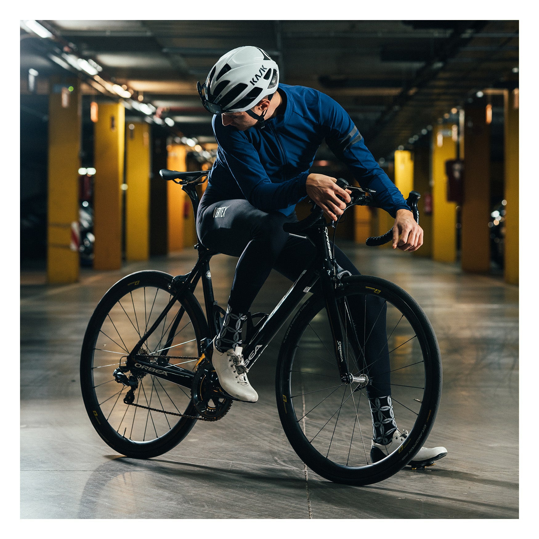 Essence Wind Jacket / Navy